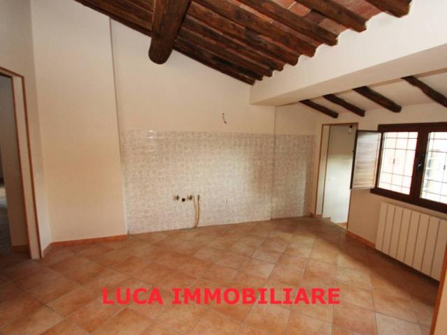 Appartamento in vendita a Uzzano, Forone