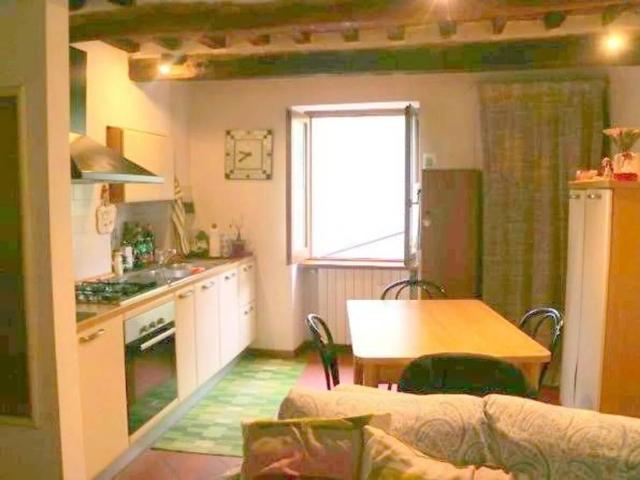 Appartamento in vendita a Collecchio, Pescia