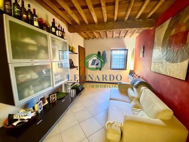 Appartamento in vendita a Uzzano E Castello, Toscana