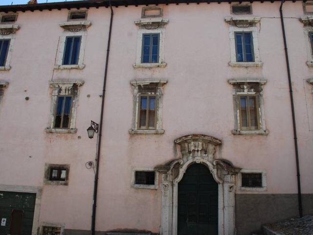 Appartamento in vendita a Pescocostanzo, Abruzzo