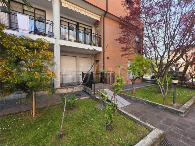Appartamento in vendita a Pessano Con Bornago, Lombardia