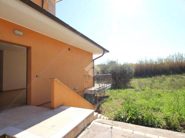Appartamento in vendita a Petacciato, Molise