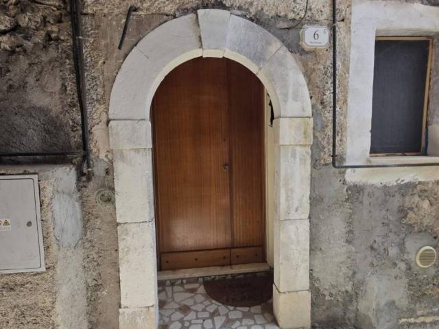 Appartamento in vendita a Pettorano sul Gizio, L'Aquila