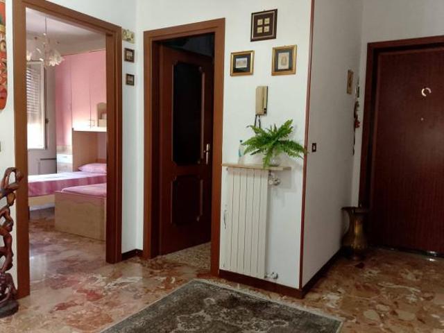 Appartamento in vendita a Piacenza, Reggio Emilia