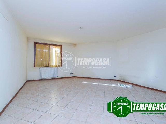 Appartamento in vendita a Barriera Milano, Piacenza