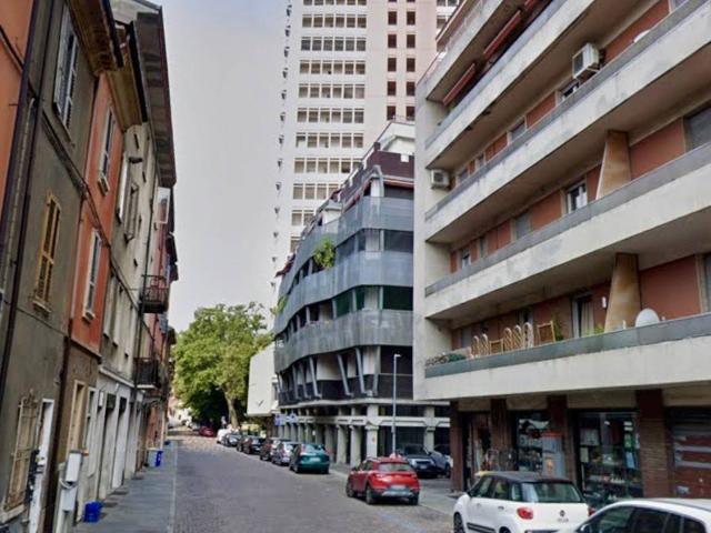 Appartamento in vendita a Barriera Milano, Piacenza