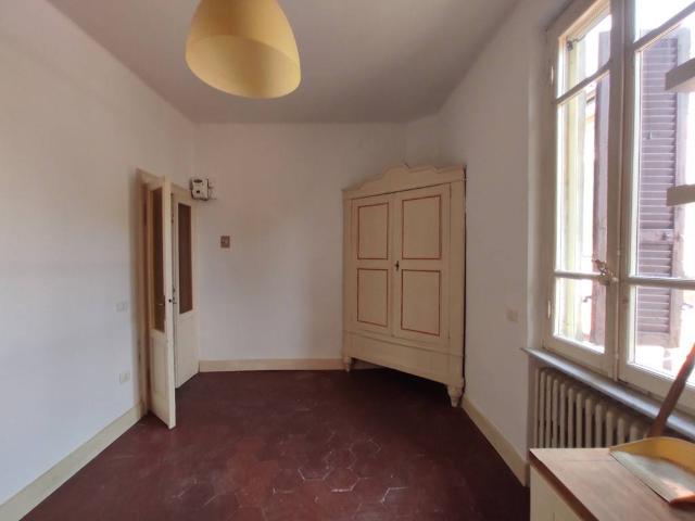 Appartamento in vendita a Piacenza, Reggio Emilia