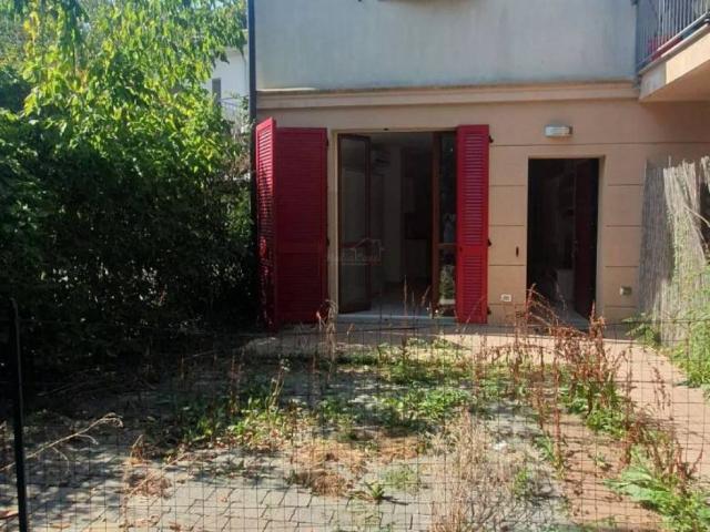 Appartamento in vendita a Baia del Re, Piacenza