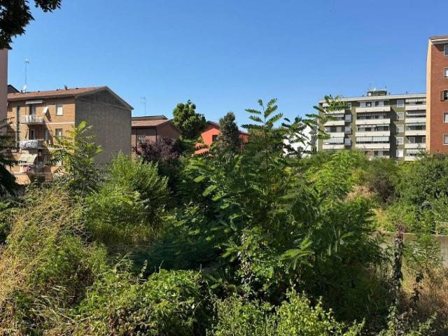 Appartamento in vendita a Baia del Re, Piacenza