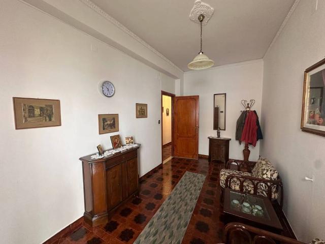 Appartamento in vendita a Piana Degli Albanesi, Sicilia