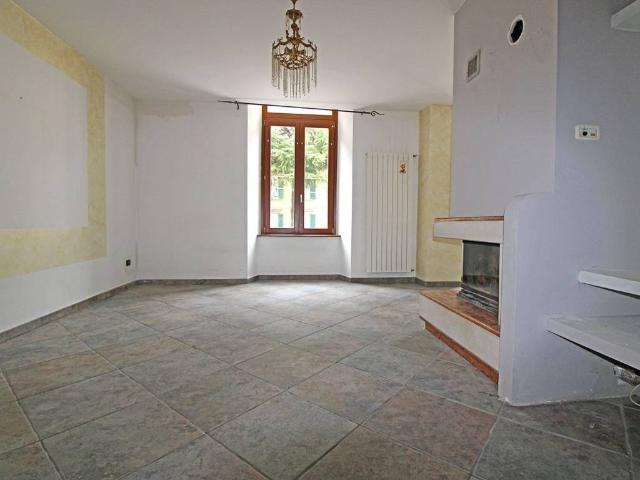 Appartamento in vendita a Comunità montana della valle Camonica, Piancogno