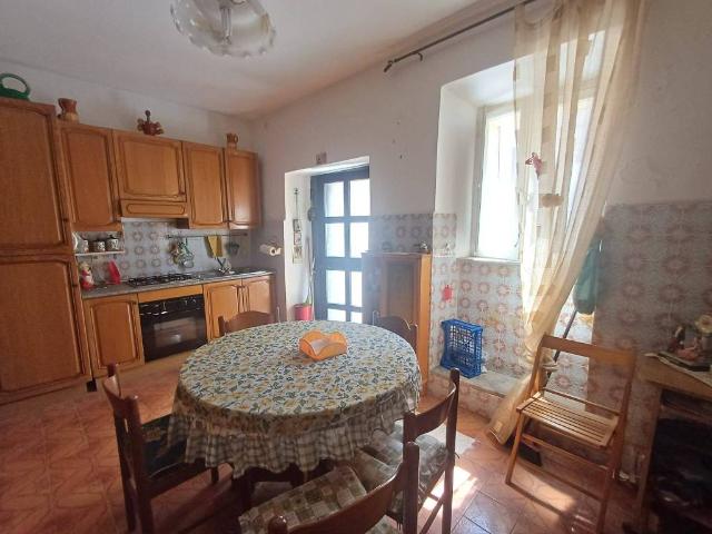 Appartamento in vendita a Piansano, Viterbo