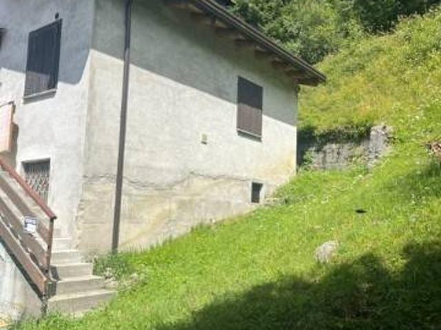 Appartamento in vendita a Ponte In Valtellina, Lombardia