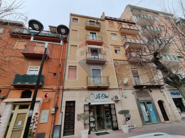 Appartamento in vendita a Piazza, Sicilia