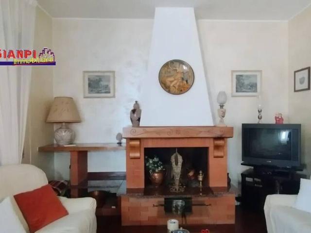 Appartamento in vendita a Piazza, Sicilia