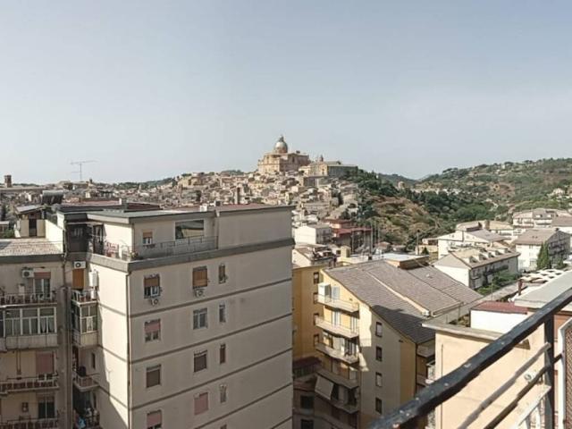 Appartamento in vendita a Piazza, Sicilia