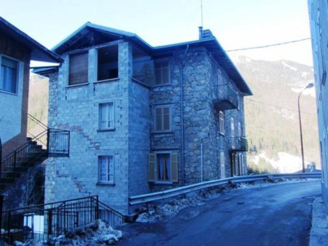 Appartamento in vendita a Comunità Montana della Valle Brembana, Piazzatorre