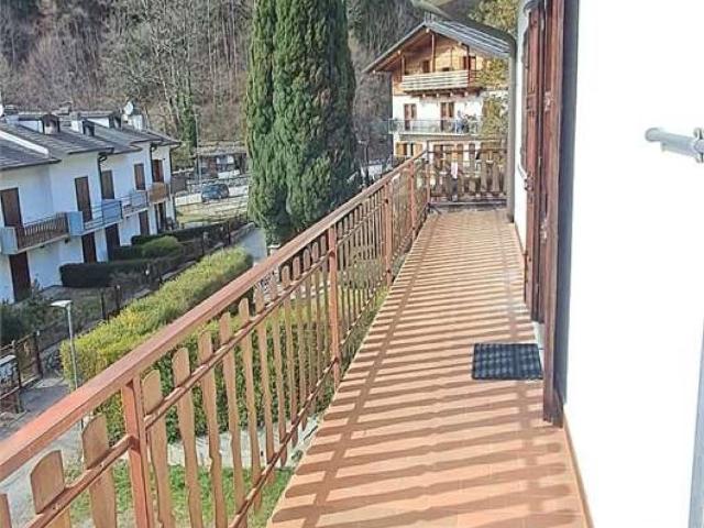 Appartamento in vendita a Piazzatorre, Bergamo