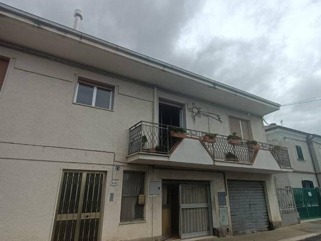 Appartamento in vendita a Picciano, Abruzzo