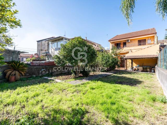 Appartamento in vendita a Piedimonte Etneo, Catania