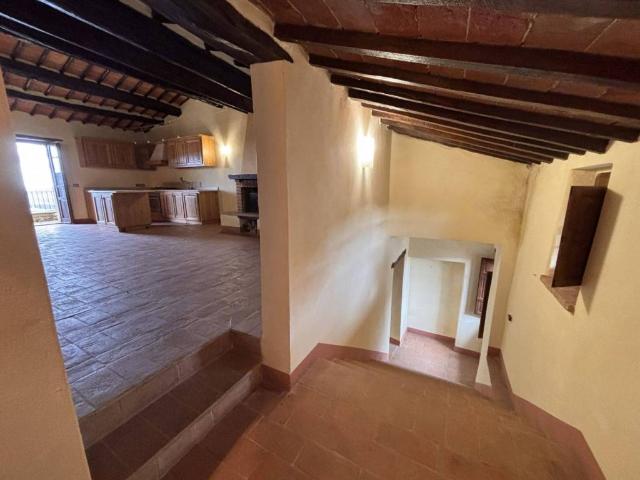 Appartamento in vendita a Refogliano, Piegaro