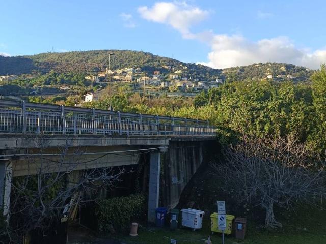Appartamento in vendita a Ranzi, Pietra Ligure