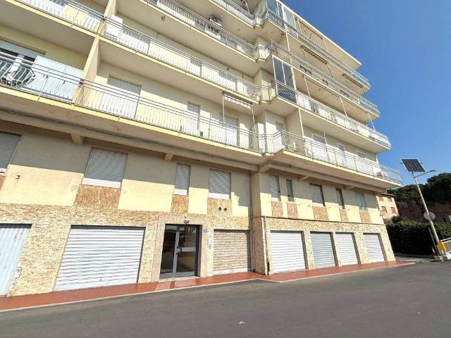 Appartamento in vendita a Pietra Ligure, Liguria