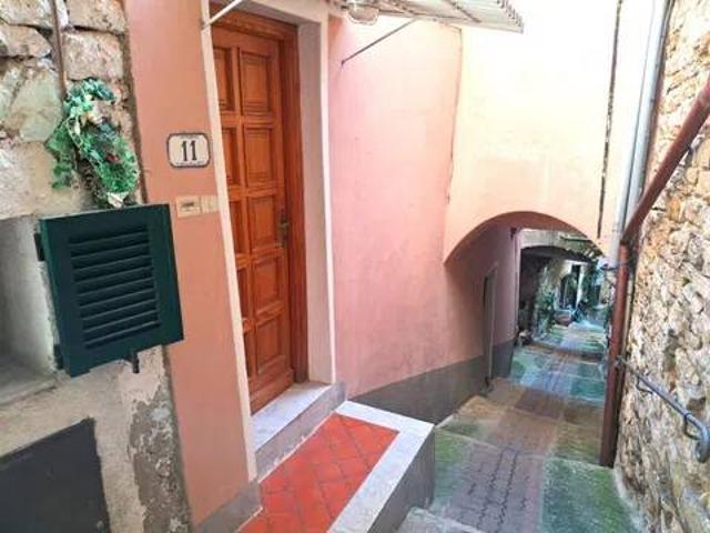 Appartamento in vendita a Pietrabruna, Liguria