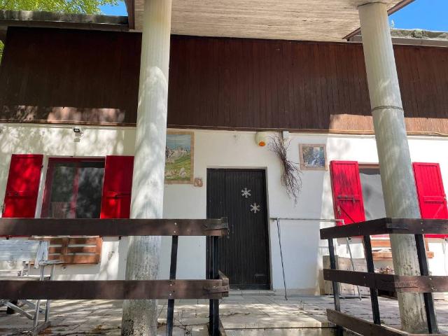 Appartamento in vendita a Pietracamela, Abruzzo