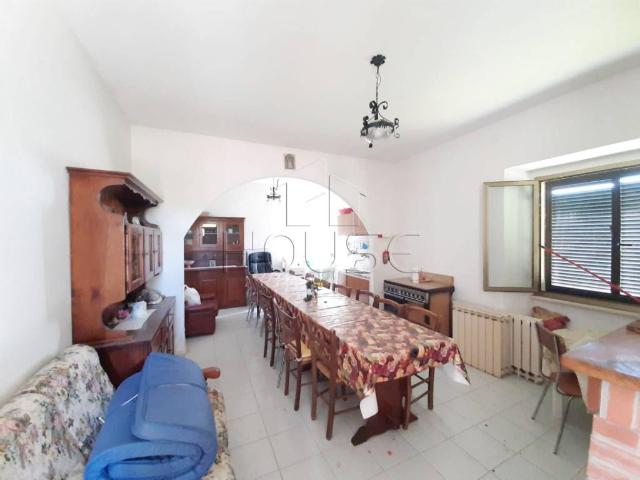 Appartamento in vendita a Pietralunga, Umbria