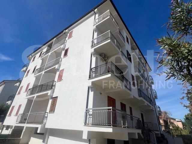 Appartamento in vendita a Camigliano, Calabria