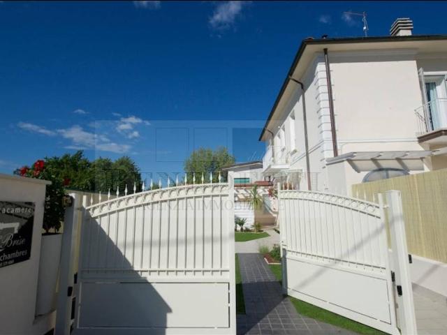 Appartamento in vendita a Tonfano, Toscana