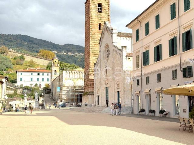 Appartamento in vendita a Tonfano, Toscana