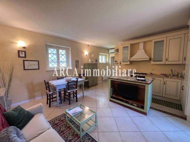 Appartamento in vendita a Tonfano, Toscana