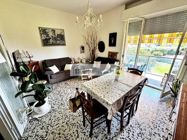Appartamento in vendita a Tonfano, Toscana