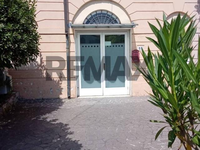 Appartamento in vendita a Tonfano, Toscana
