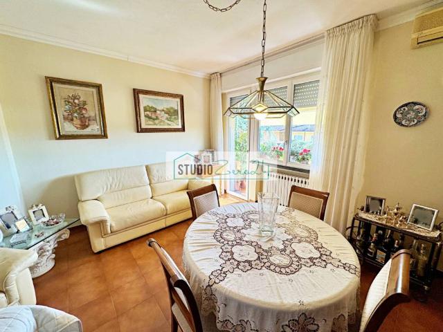Appartamento in vendita a Tonfano, Toscana