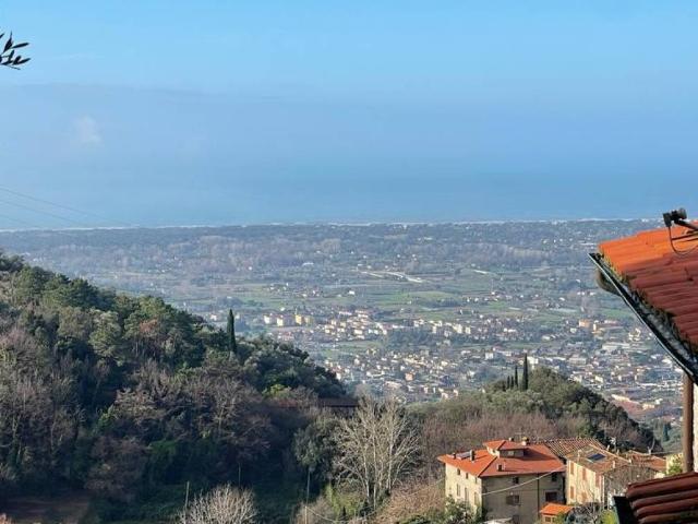 Appartamento in vendita a Tonfano, Toscana