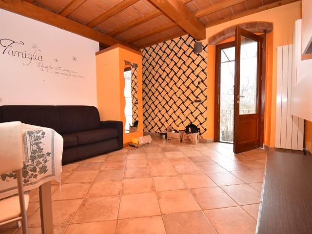Appartamento in vendita a Tonfano, Toscana