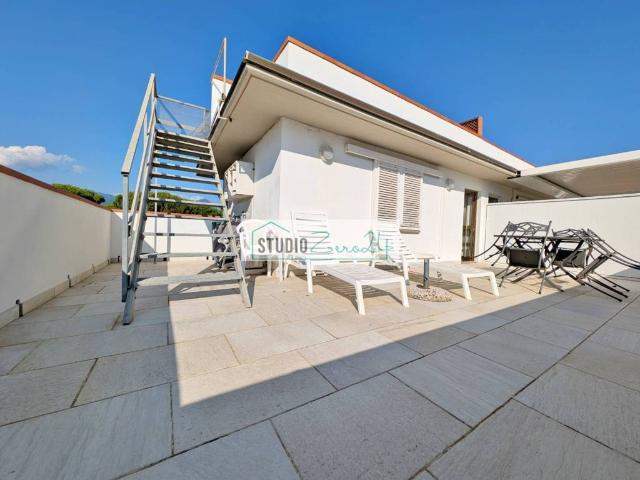 Appartamento in vendita a Tonfano, Lucca