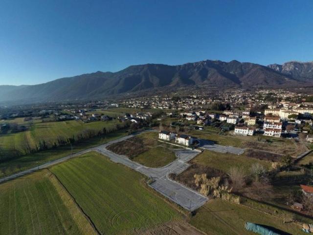 Appartamento in vendita a Crespano Del Grappa, Veneto