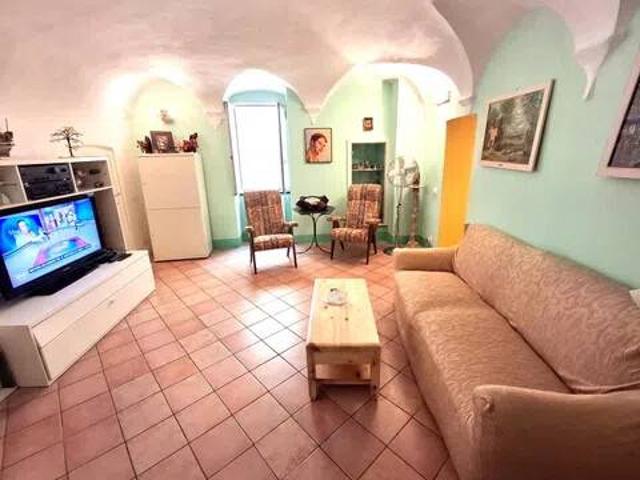 Appartamento in vendita a Pieve Di Teco, Liguria