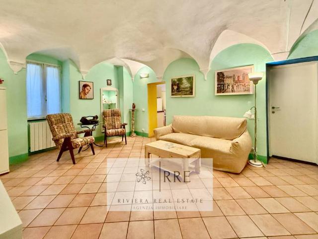 Appartamento in vendita a Pieve Di Teco, Liguria