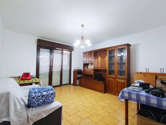 Appartamento in vendita a Pieve Emanuele, Lombardia