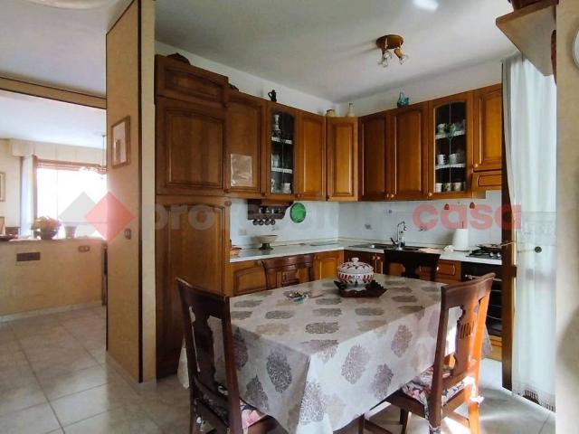Appartamento in vendita a Pieve Emanuele, Lombardia