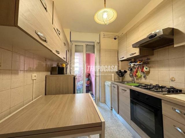 Appartamento in vendita a Pieve Emanuele, Lombardia