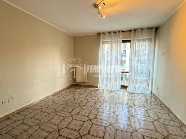 Appartamento in vendita a Pieve Emanuele, Lombardia