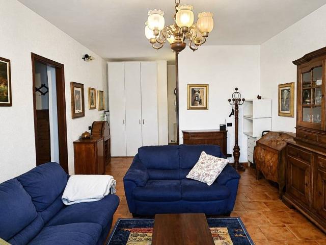 Appartamento in vendita a Pieve Emanuele, Lombardia