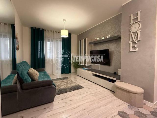 Appartamento in vendita a Pieve Emanuele, Lombardia