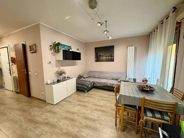 Appartamento in vendita a Pieve Emanuele, Lombardia